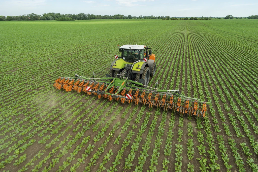 AMAZONE Venterra VR 4 для максимальной действенности при механической борьбе с сорняками