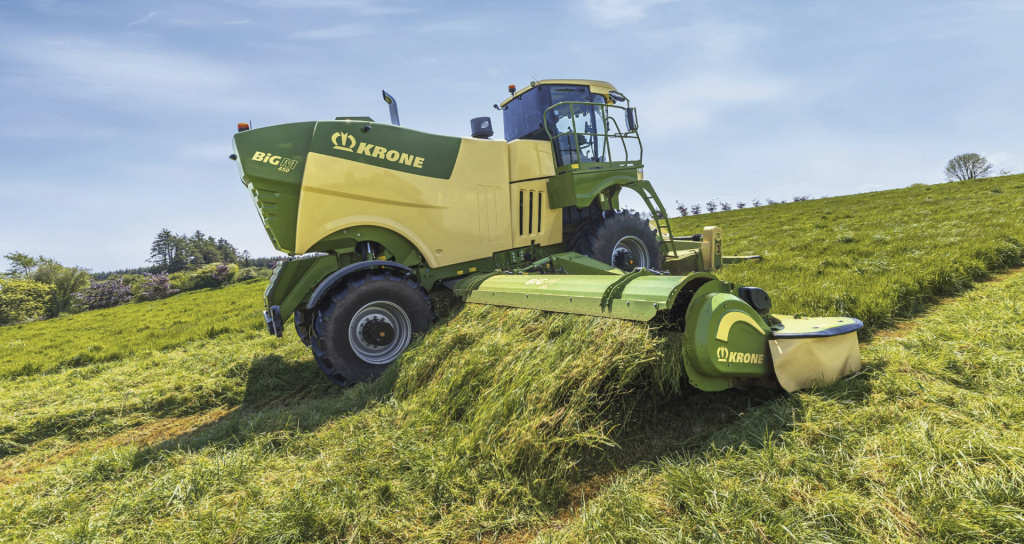 30 лет KRONE BiG M — первая в мире самоходная косилка-плющилка празднует юбилей
