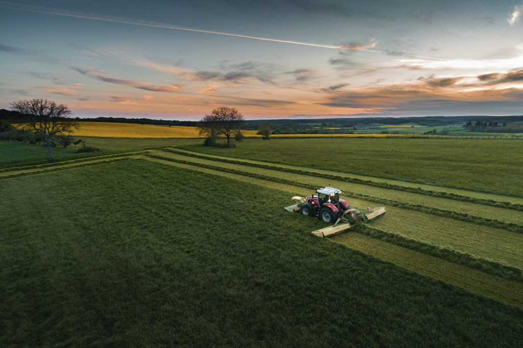 Комбинация косилок производства компании Krone преодолевает отметку в тысячу экземпляров
